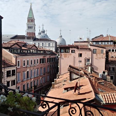 Appartamento Residenza Tiziana Venezia Esterno foto