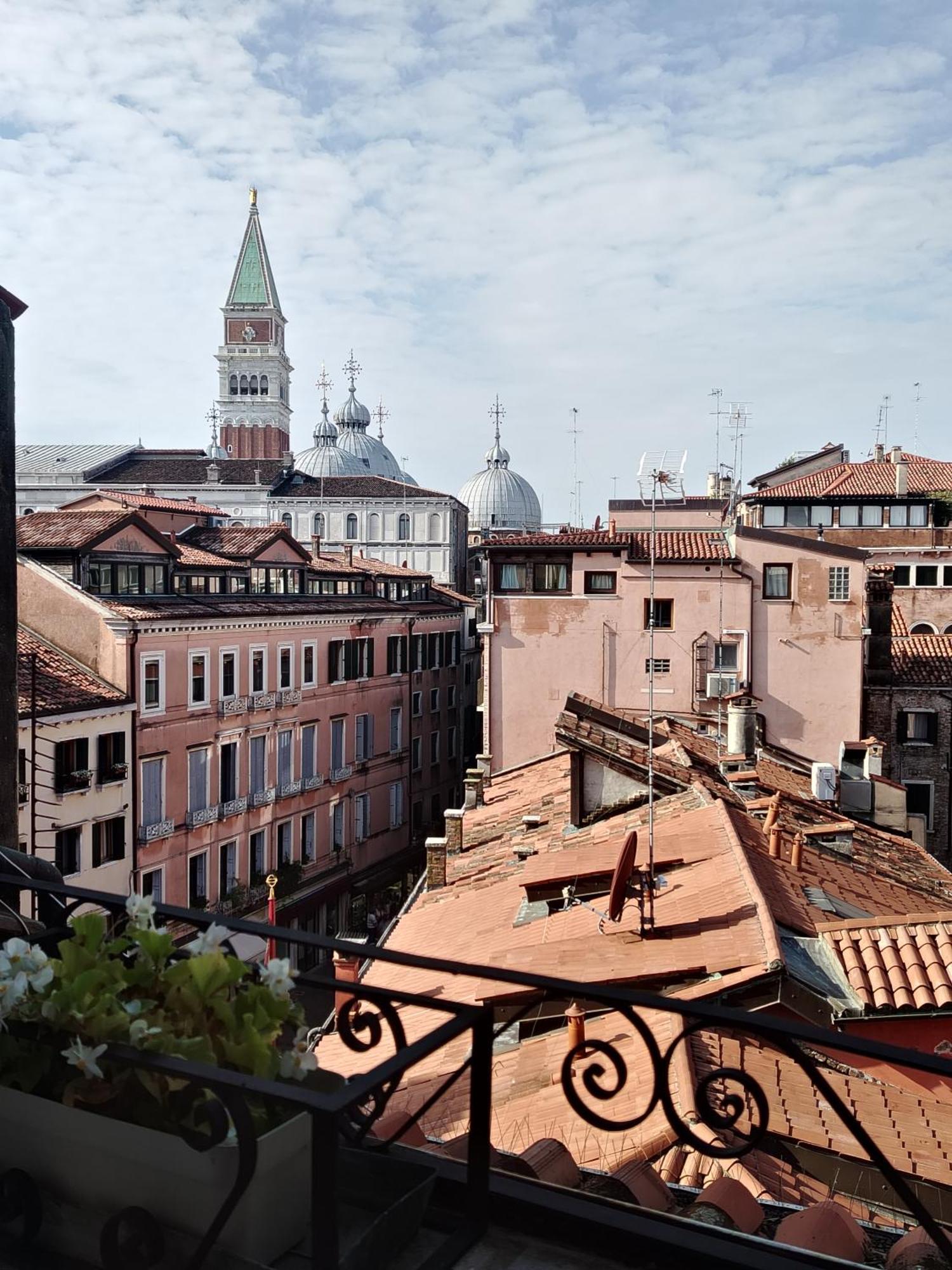 Appartamento Residenza Tiziana Venezia Esterno foto